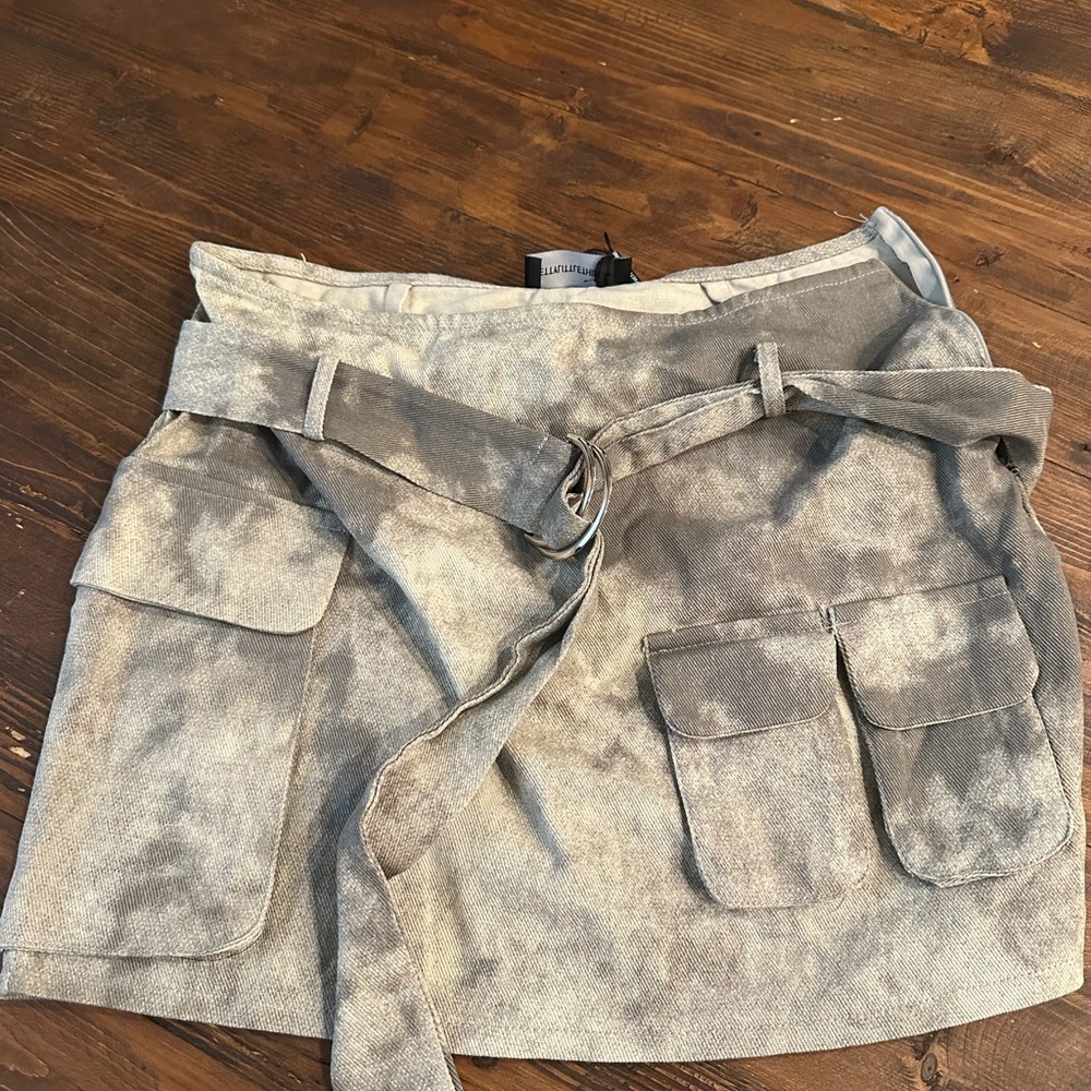Pretty little thing skirt